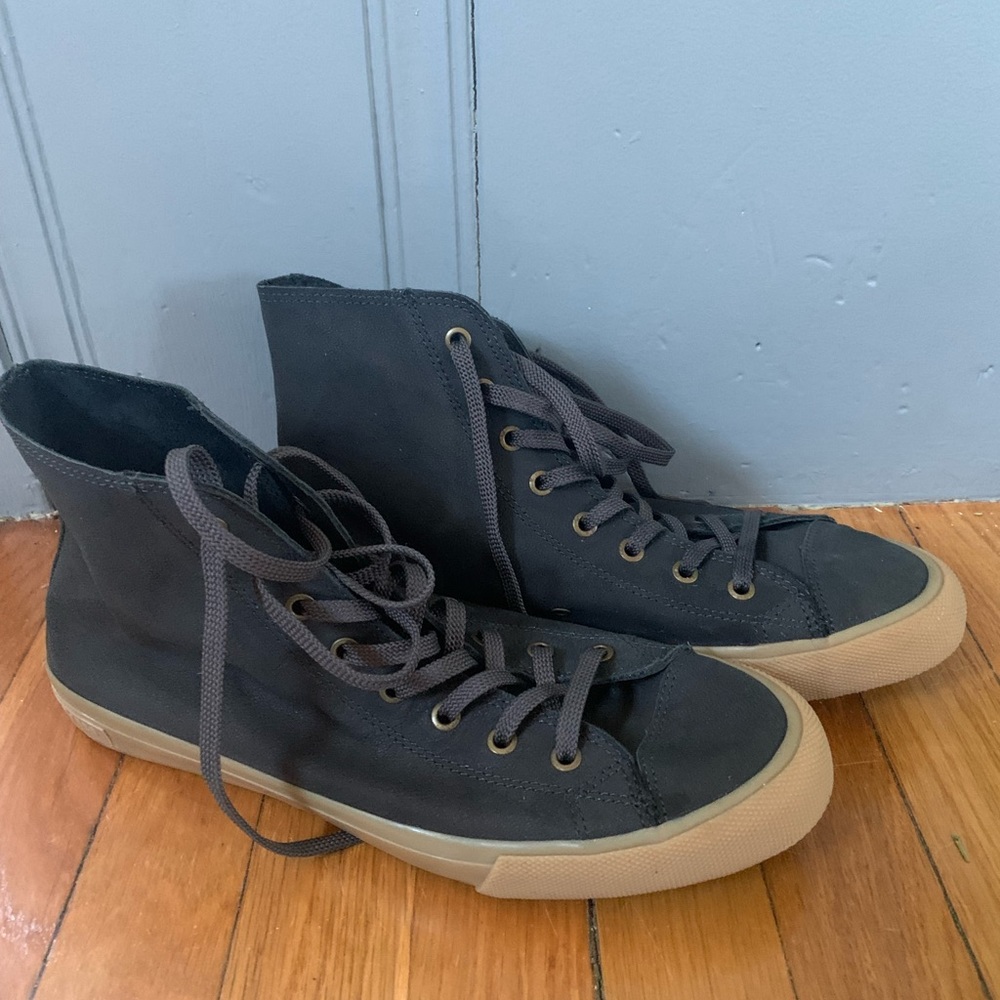 Seavees army issued high top
